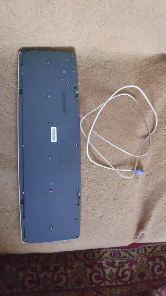 Брендова клавіатура Genius K639 KB-06XE PS/2 Ціна
