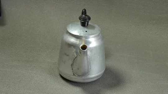 Чайник заварочный алюминий металл БУ чайник для заварки металевий Де купити