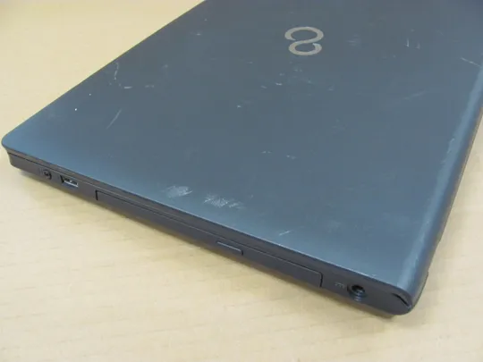 1450 Fujitsu LifeBook A555 15,6&quot; HD i3 5005u 2,0Ghz / 8Gb / 240ssd / WebCam + блок живлення Недорого