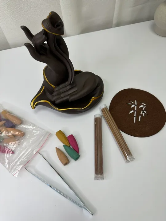 Курильниця з водоспадом зворотного потоку, 2 руки, з конусами і паличками(22) З аукціону