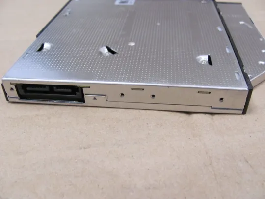 685-2 DVD-привод CP478029-01 CP522579-01 для Fujitsu LifeBook E780 Celsius H700 оригінал Інтернет-аукціон