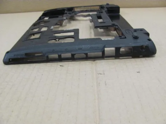 №303-32 Кришка дно піддон корпуса 6-39-W1303-012 для BLUECHIP оригінал З аукціону