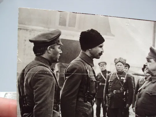 Кадр из фильма Первая конная в двух сериях 5, 8, 10 рф фотография 23,7х18,3 см лот 3 шт №18374МЯ Недорого