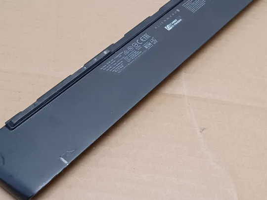 номер1057-25 заглушка корпуса Пробка Заглушка роз’єму Кришка порту 0NK1FG AM2KH000B03 для Dell Alienware M15 R2 оригінал Торговий майданчик