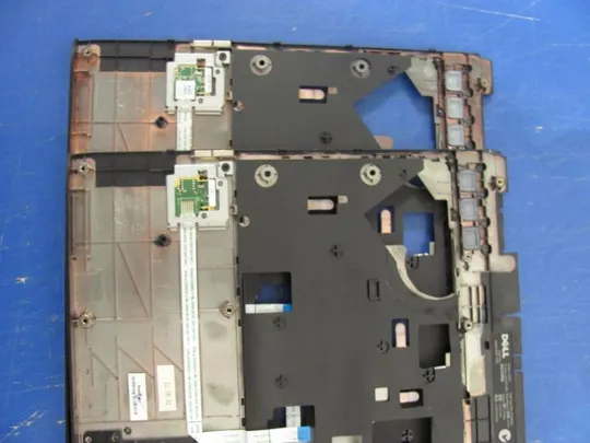 №283-3 панель палмрест тачпад 0M516T для DELL Vostro 3350 V3350 оригінал Де купити