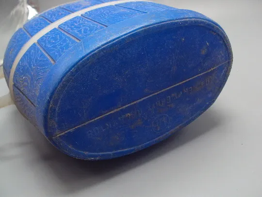 Канистра для непищевых продуктов ссср пластик бочонок с ручкой размер 28,8 х 32 х 15 см №15682 На торгах