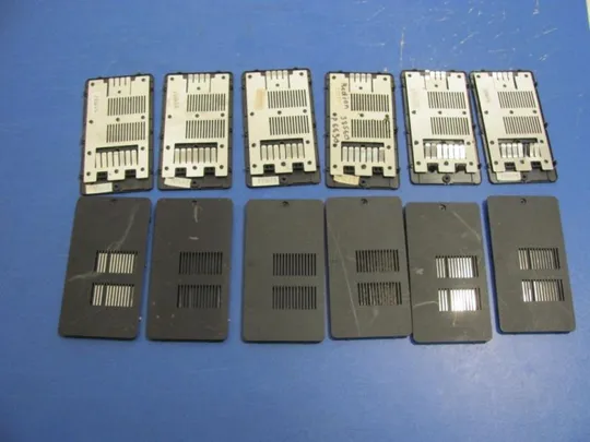 номер0024-2 сервісна кришка Сервісна кришка для ноутбука Корпус Дно Панель доступу Кришка доступу service cover 42.4GU02.001 60.4GU03.001 для MEDION AKOYA P6622 E6214 оригінал Де купити