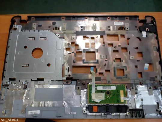 Купити Acer E1-521 разборка