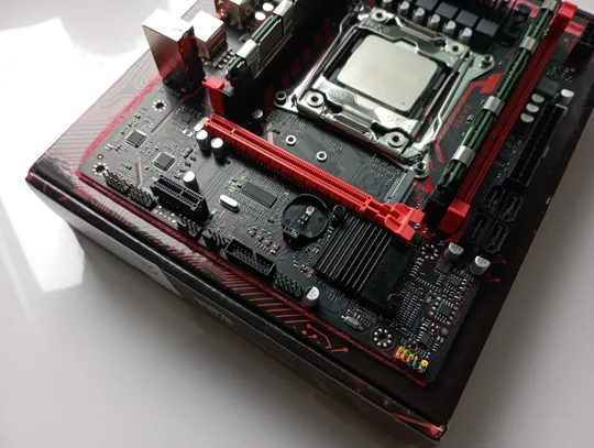 Потужний ігровий комплект Zsus X99 + Xeon 2673v3 + ram 32Gb З аукціону