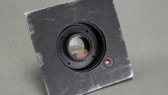 Купити Schneider-Kreuznach Comparon 150mm/5,6 установленный на доску для карданных камер Вживане