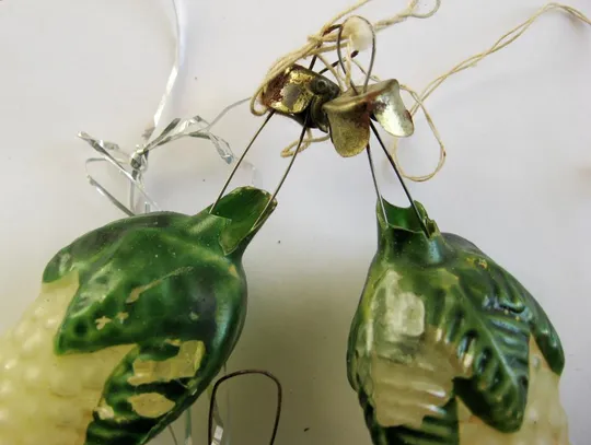 ШИШКИ - 3 ЕЛОЧНЫЕ ИГРУШКИ = из СССР З аукціону