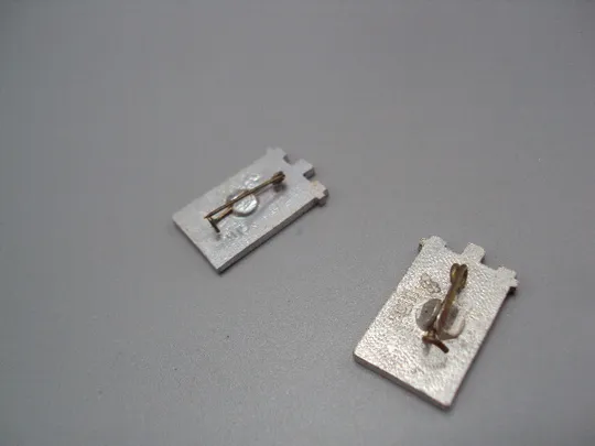 Знак Хатынь памятник колокол Беларусь мемориал листья лот 2 шт №16962 Продаж