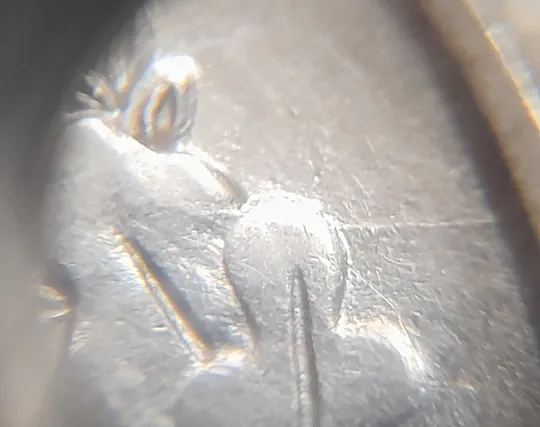 (6316) 5 копійок 1992 розкол на аверсі від канту до правих листків (5 копеек 1992 брак) Продаж