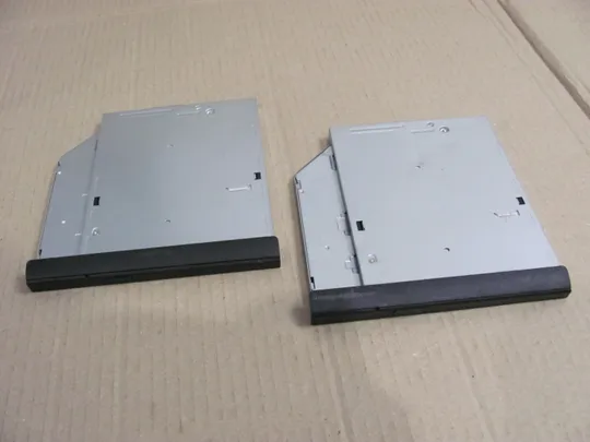 Купити номер1077-10 DVD привід   для  FUJITSU A555 A557 A359 A659 DVD привод Заглушка панелі CD/DVD для ноутбуків CD Зчитувач дисків Читалка оригінал