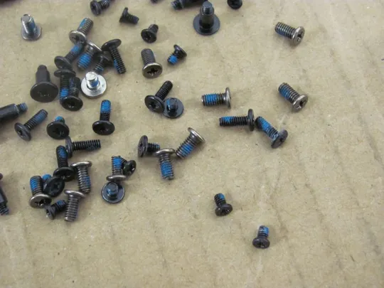 номер0016-31 комплектуюче для LENOVO IdeaPad Z710 оригінал З аукціону