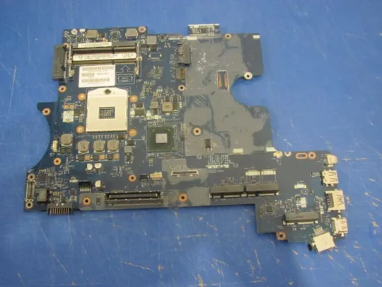 №295-16 материнська плата LA-6562P для Dell Latitude E6520 оригінал Ціна
