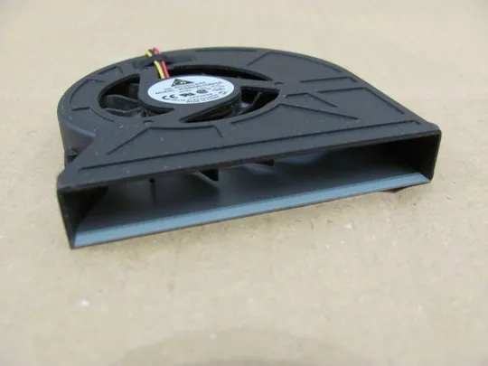 номер0314-30 Вентилятор (кулер, FAN) V000210960 6033B0022801 для Toshiba Satellite C655, C650, L650 оригінал З аукціону