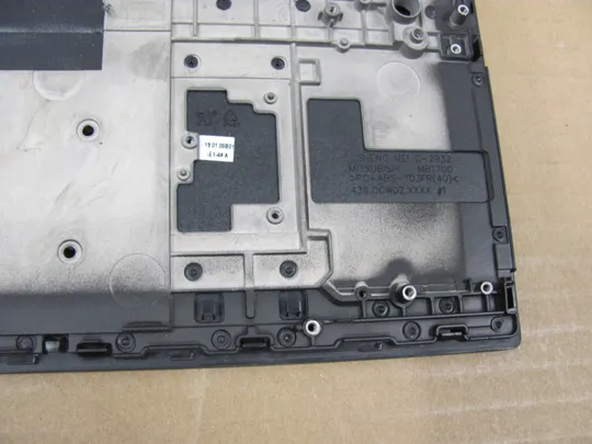 729-3  Кришка панель палмрест 460.0CW06.0002 01YR481 для Lenovo ThinkPad T580 P52S оригінал Характеристики