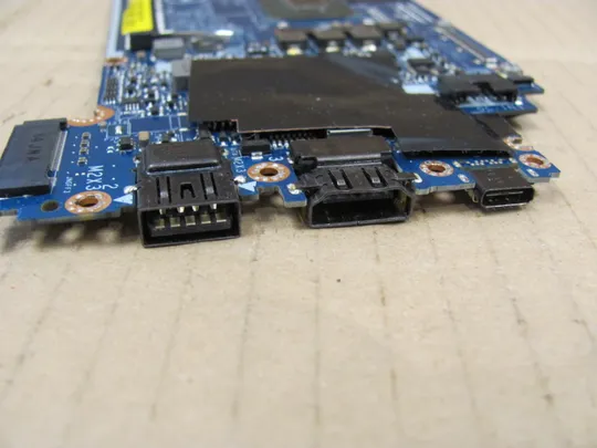 696-3 материнська плата DAZ20 LA-F311P SR3L9  i5-8350U  для Dell Latitude E7290 7390  оригінал Недорого