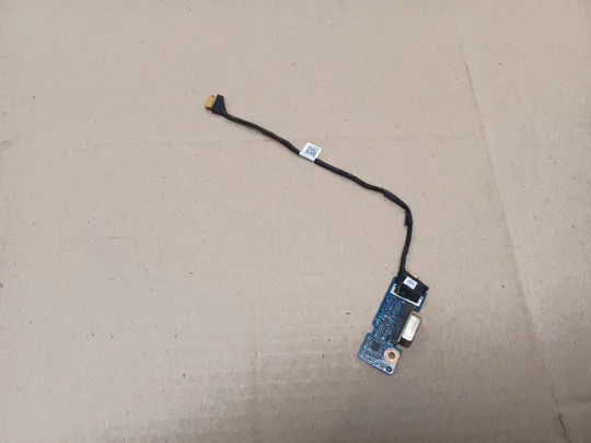 номер1065-22 плата роз'єм VGA 083J44 DAL10 LS-F117P  для  DELL Latitude 3590 оригінал Ціна