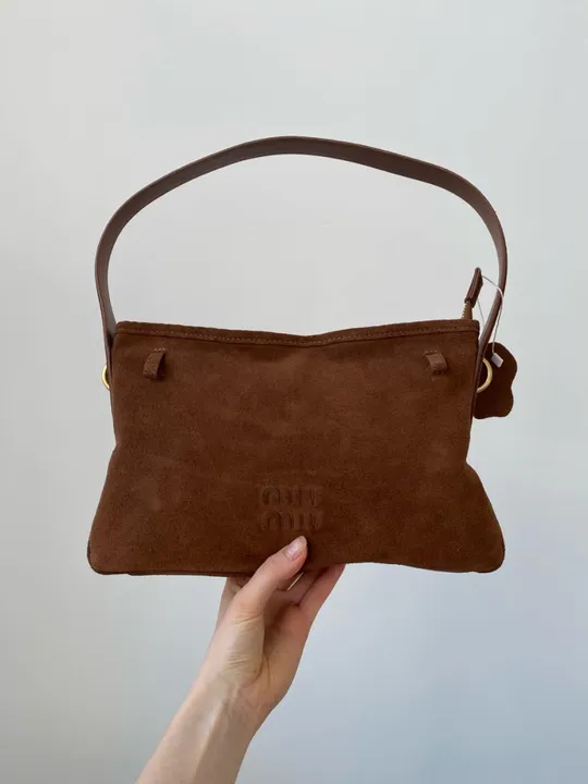 Сумка жіноча Miu Miu Aventure Nappa Leather Bag Brown Suede На торгах