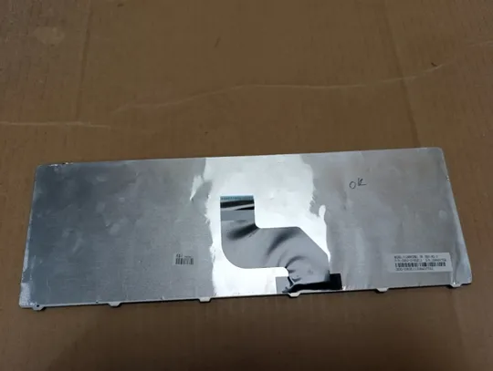 Купити номер0950-1 клавіатура робоча 0KN0-XV6GE11 V128862BK1 для Medion E6217 E7222 E6228 E7220 P6816 оригінал