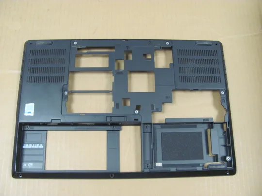 851-2 Кришка дно піддон корпуса AM16Z000110 для Lenovo Thinkpad P52 оригінал Ціна