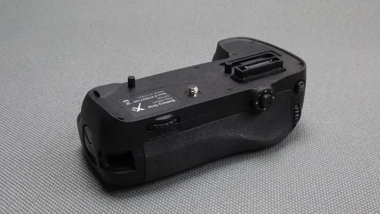 Батарейный блок Battery Grip XTNG7100 для камер Nikon D7100 З аукціону