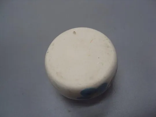 Фигура фарфор миниатюра ваза Европа вазочка узор цветы высота 3,2 см №11012 Інтернет-аукціон