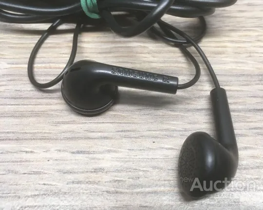 Наушники (гарнитура) для телефона Samsung З аукціону