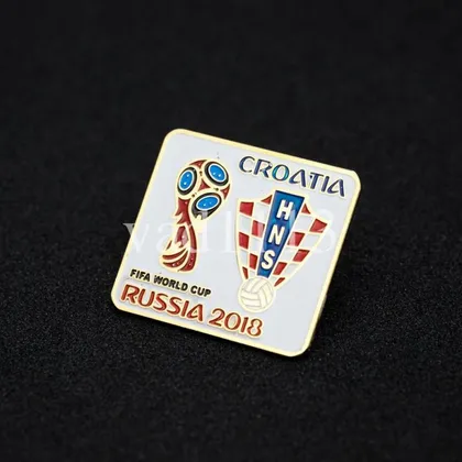 фото, Футбол - значок из серии  "Чемпионат Мира 2018" участник - Хорватия