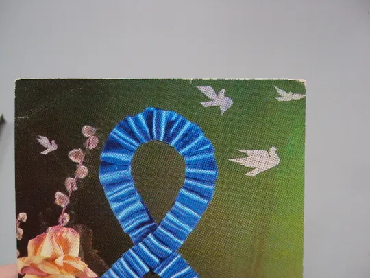 Купити Открытка 8 марта цветы птицы голуби авторы Л. Розгуляева К. Шамшин 1974 год №17922