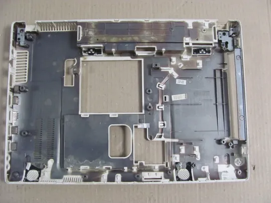 Купити номер0249-4  Кришка дно піддон корпуса Нижний корпус(дно)для ноутбука низ дно поддон Нижняя часть BA75-02400A для  Samsung R425 R430 оригінал