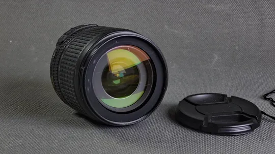 Nikon AF-S Nikkor 18-105mm F3.5-5.6G ED VR DX Ф67mm Ціна
