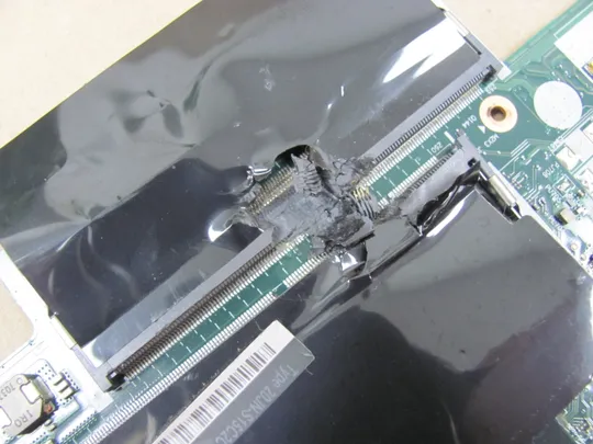624-2  материнська плата CT470 NM-A931 SR2F0 i5-6300U для Lenovo ThinkPad  T470 оригінал Недорого