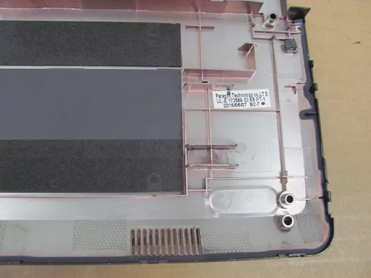 номер0248-9 Кришка дно піддон корпуса 00MRCR  для Dell Vostro 15-3000 V3562 3565 V3568 оригінал Недорого