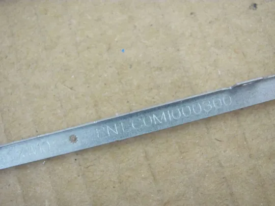 номер0201-25 кріплення,Фіксатор,Скоби,Закріплювач,Механізм з&#039;єднання,fastening EC0M1000400 для Dell Latitude E5530 Оригинал Де купити