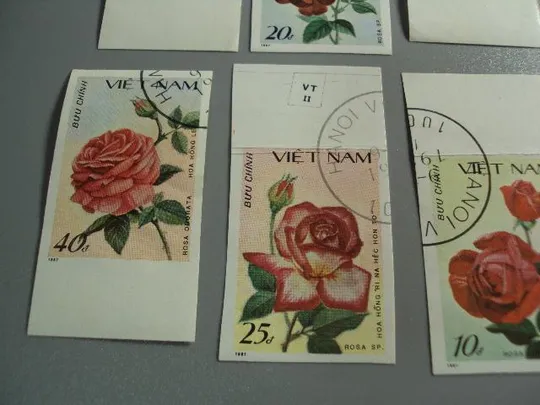 Марки серия Вьетнам 1987 флора растения цветы розы лот 9 шт без зубцов гаш №10418 Продаж