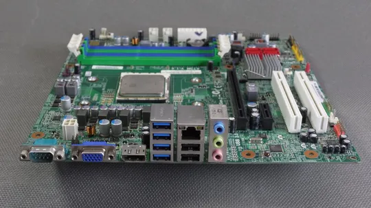 материнская плата Lenovo ThinkCentre M78 03T7231 A75M VER 1.0 D3F2-LM3 microATX Ціна