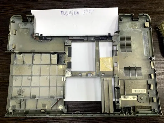 N0242 Toshiba Satellite P845t Поддон Ціна