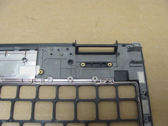 номер0978-1 корпус кришка палмрест корпус топкейс cover-C 02GKJD AP3MM000902 для Dell Precision 7670 7680  оригінал Де купити