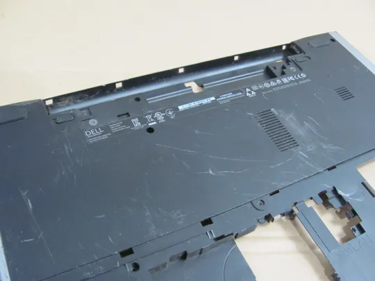 681-22 Кришка дно піддон корпуса 0K7THF  для DELL Inspiron 17 5748 оригінал в Україні