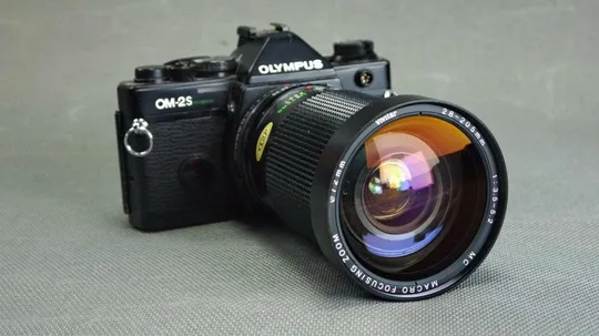 Olympus OM Vivitar Macro Focusing Zoom 28-205mm/3.5-5.2 MC Ф72мм Недорого