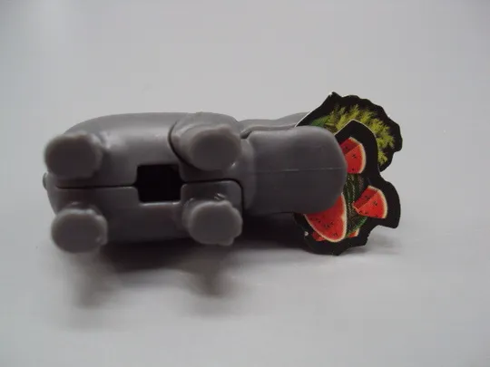 Фигурка киндер сюрприз VT080 Ferrero бегемот и еда бегемотик животные №18610л Торговий майданчик