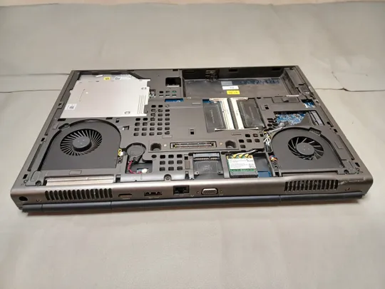 1043 DELL PRECISION M4700 core i7-3740QM 8G  НІМЕЧЧИНА Характеристики