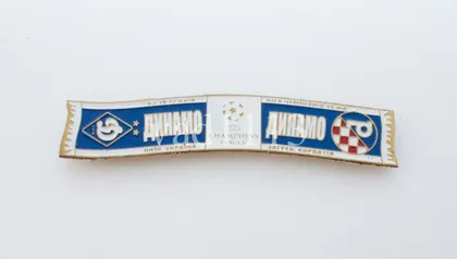 фото, Футбол значок серия шарфы  Динамо Киев (значок № 38) Лига Чемпионов 2012-13 Динамо Киев - Динамо Загреб