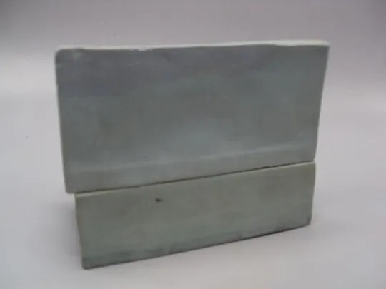 Чернильница фарфор Вера Холодная лежит на диване размер 11,3х13,9х6,8см под реставрацию №14016 Де купити