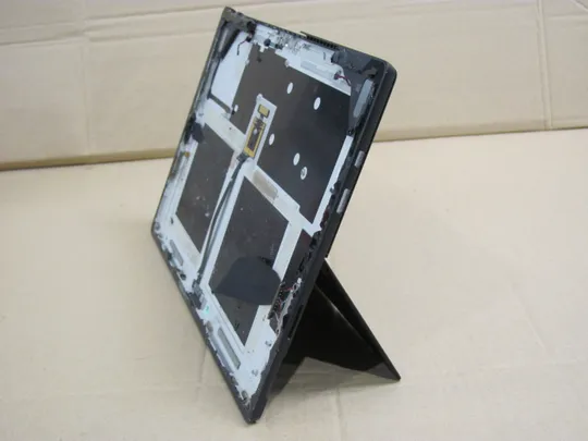 585-20 корпус з динаміки M1092996-001  для Microsoft Surface Pro 6 1796 оригінал Ціна