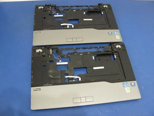 №132-1 Кришка панель палмрест тачпад для FUJITSU LIFEBOOK E752 оригінал Ціна