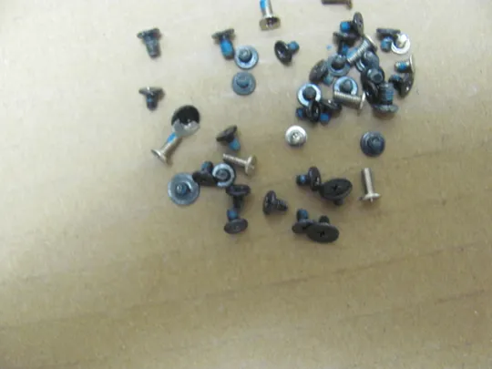 номер0945-4 комплектуюче гвинти для MSI GP73 GP73M MS-17C5 MS-17C6  8RE 8RFоригінал З аукціону